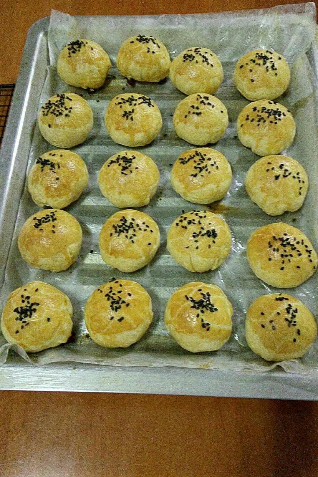 蛋黄酥酥酥（超级奶香黄油版）