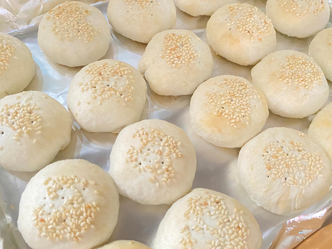 「潮汕酥皮红豆饼」
