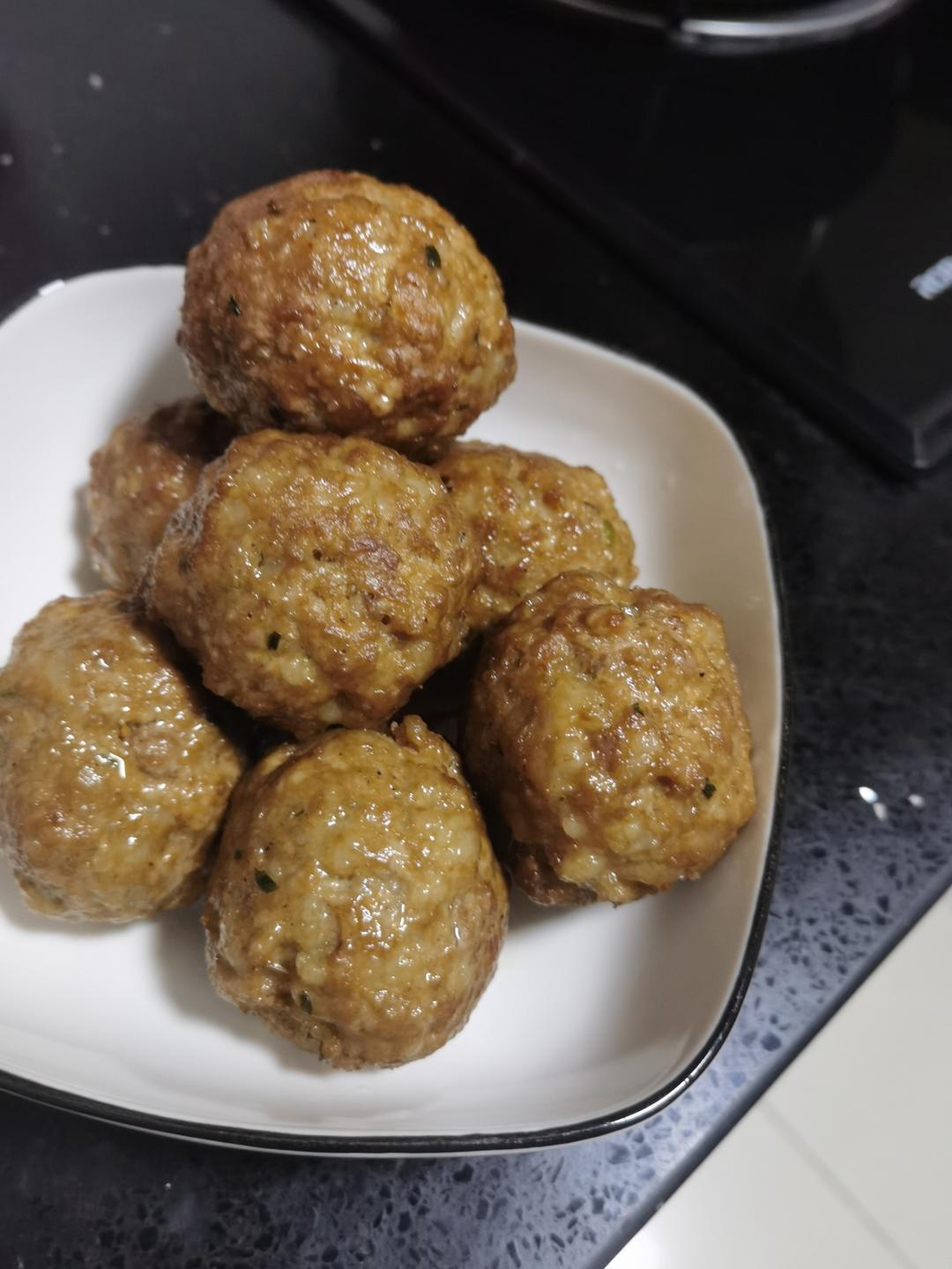简单的红烧狮子头～拌饭太香了
