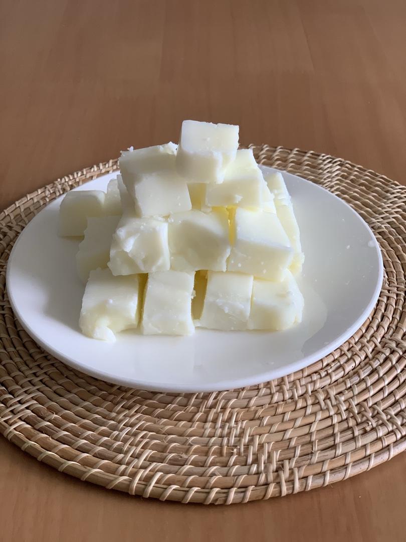 （只需4种材料)牛奶小方