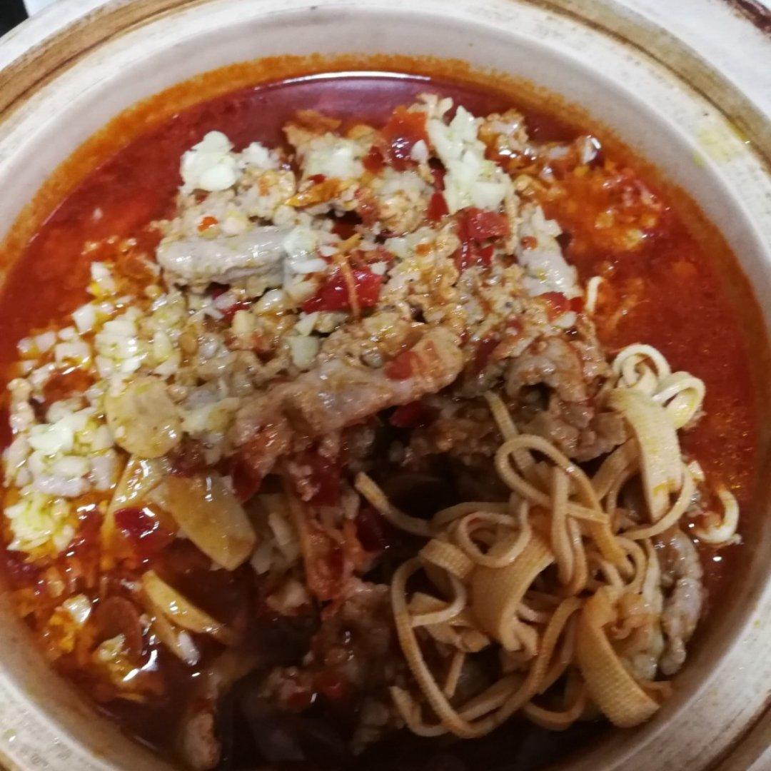 厨师长教你：“水煮肉片”的正宗做法，这味道真的很四川
