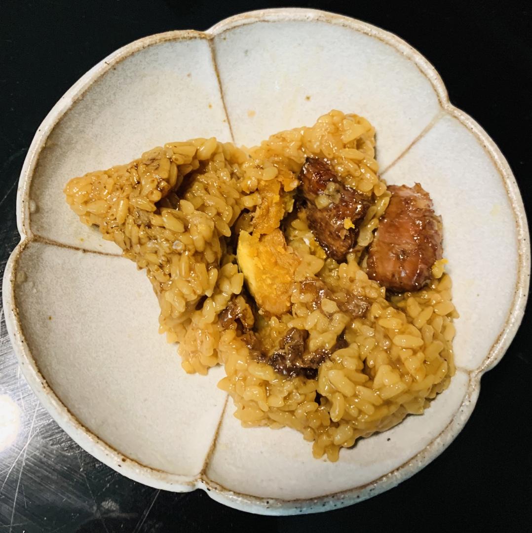 蛋黄肉粽