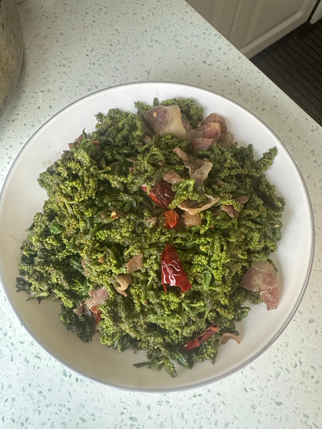 桑葚花炒腊肉