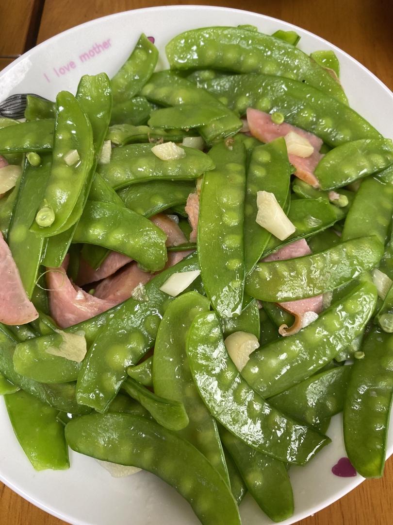 荷兰豆炒火腿肠|我偷偷想你的时候，你才是我的