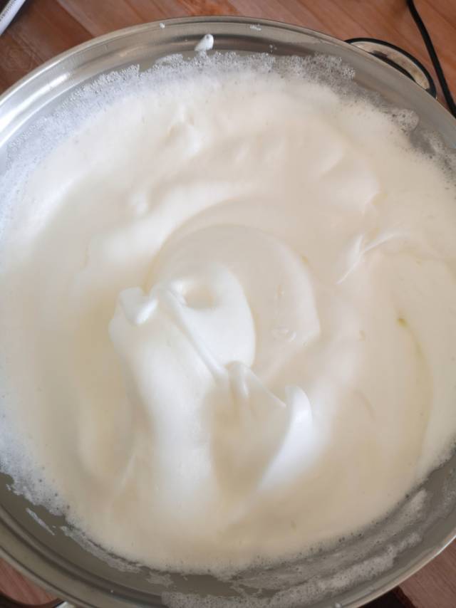 宝宝辅食蒸蛋糕（不用烤箱也能做蛋糕）