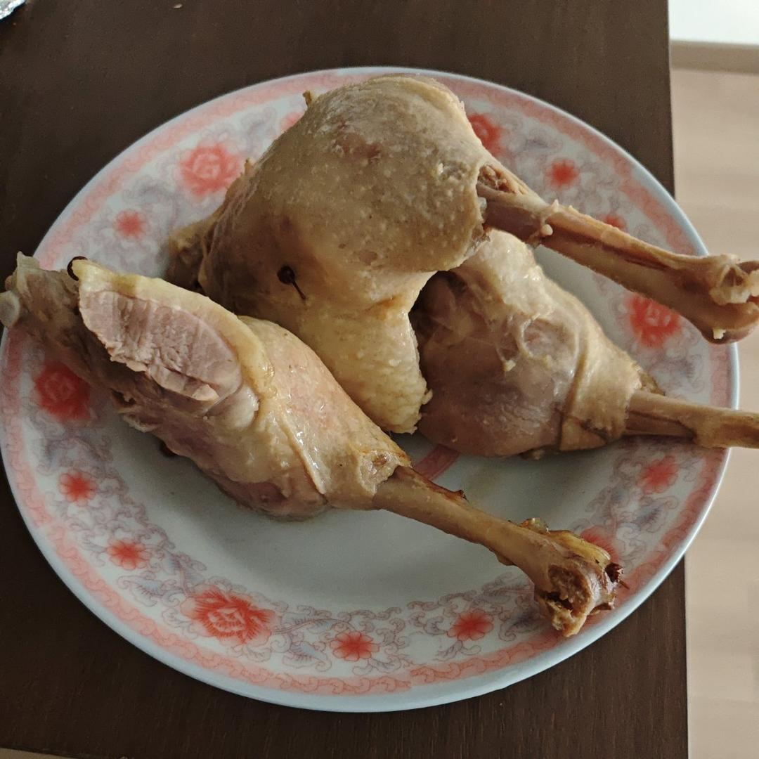 首次成功的盐水鸭腿