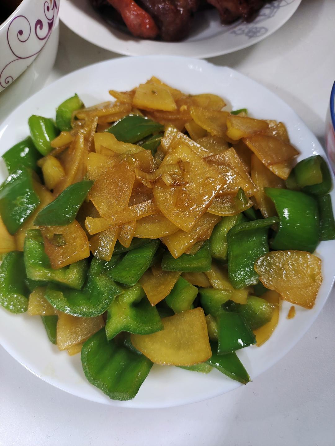 柿子椒土豆片（家常版）