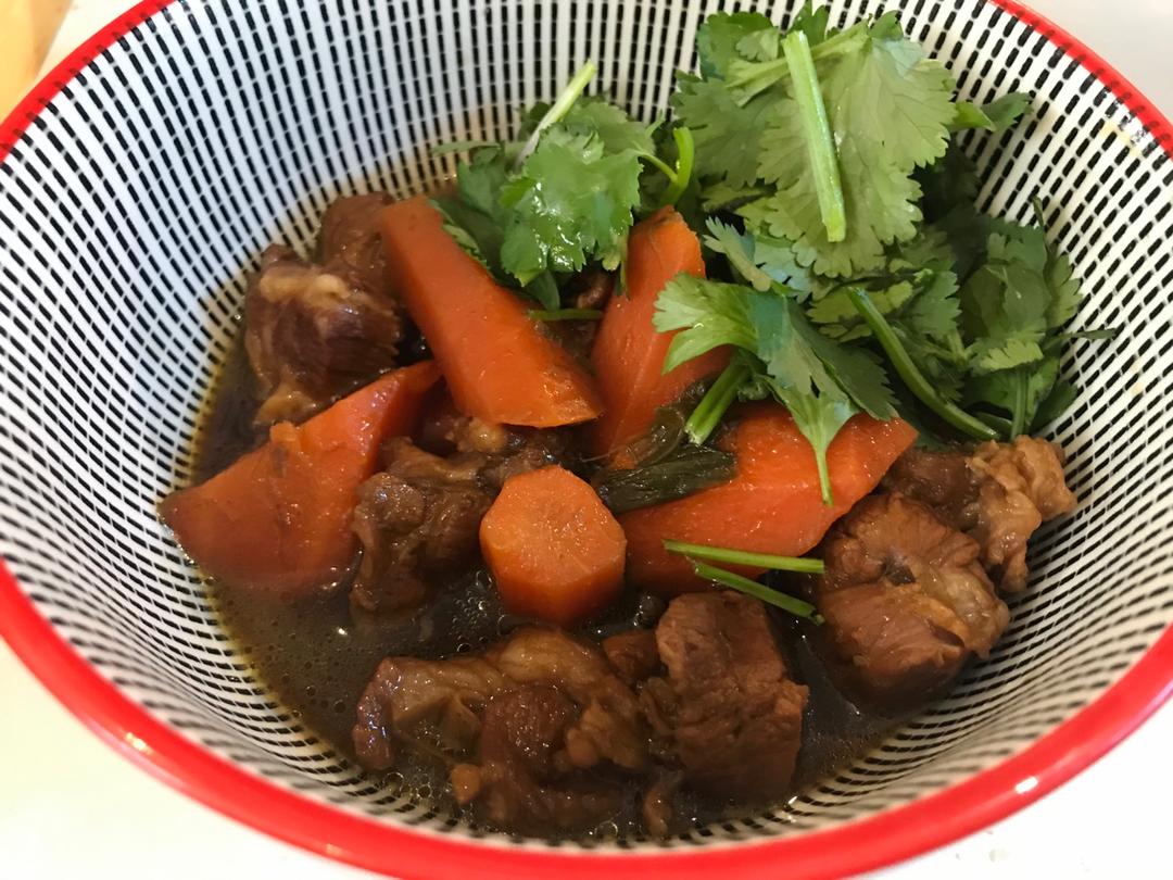红烧羊肉炖胡萝卜