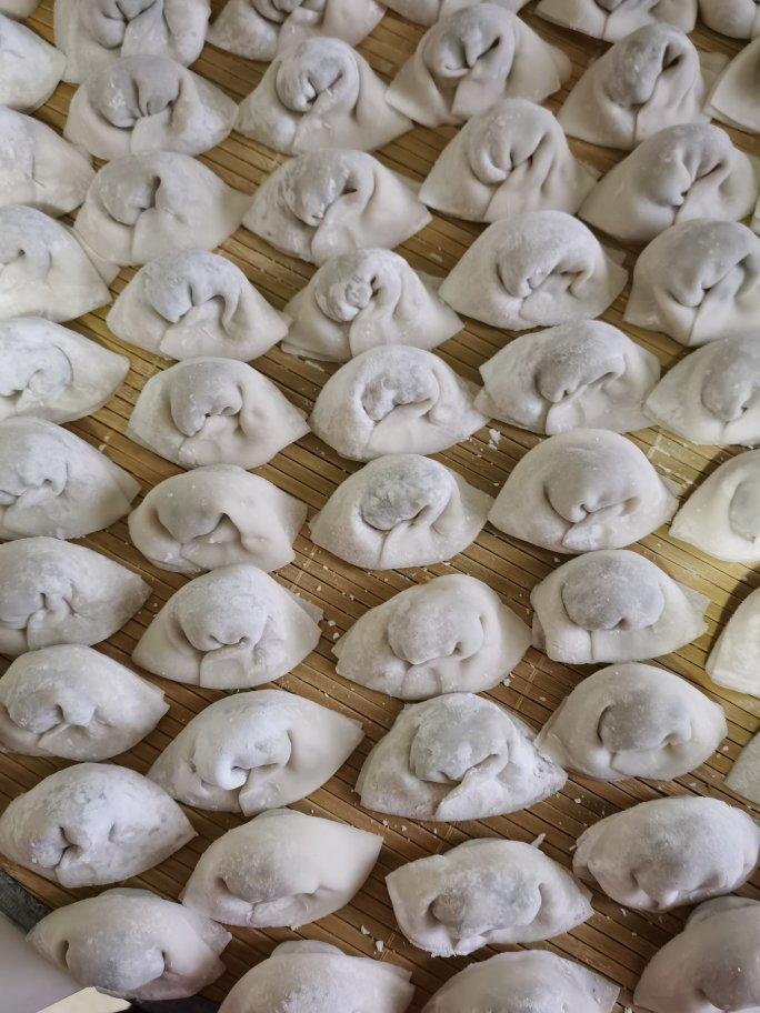 上海大馄饨包法