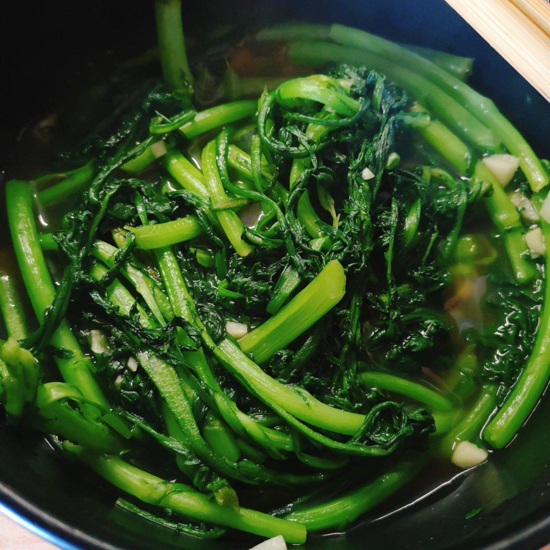 清炒茼蒿