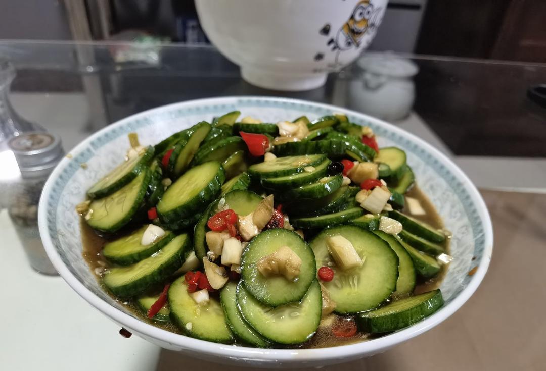 bobo1975做的蒜片乳瓜#凉拌菜