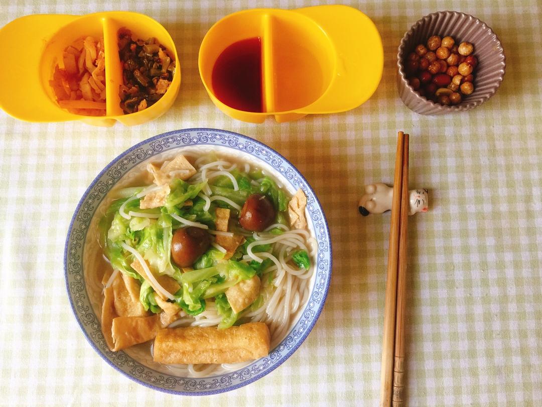 每天，叫醒我的是早餐