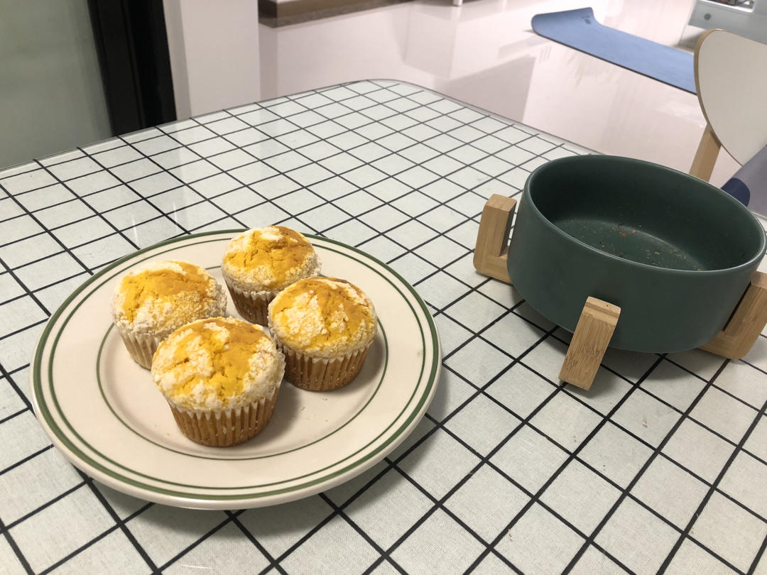 爆，爆，爆炸头的南瓜麦芬蛋糕！松软可口，超简单！