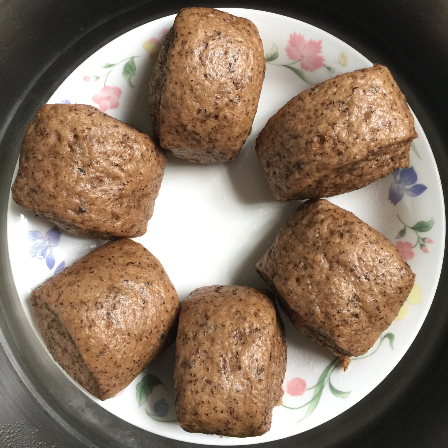 黑芝麻豆渣馒头