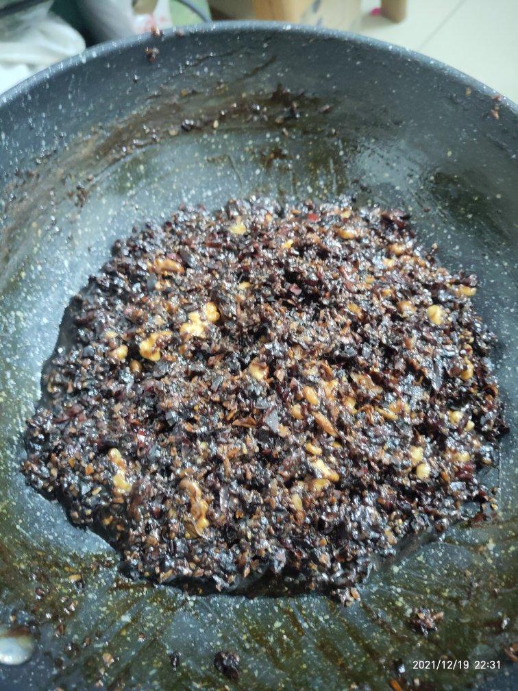 姜枣核桃枸杞膏