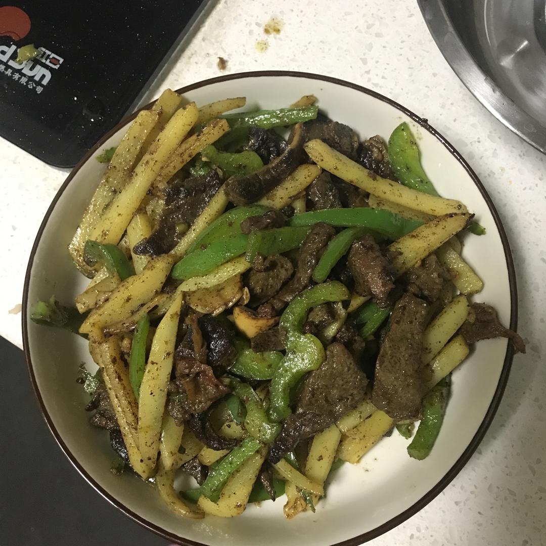 土豆条炒猪肝