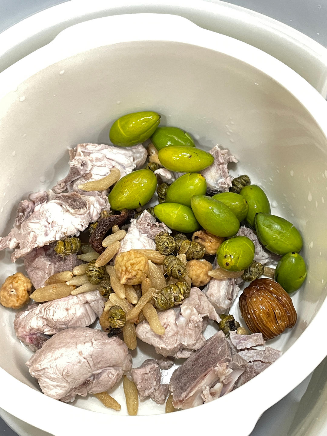 有手就会‼️青橄榄石斛猪骨汤🫒