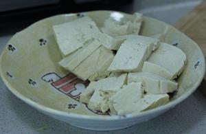 晶鱼炖豆腐的做法 步骤4
