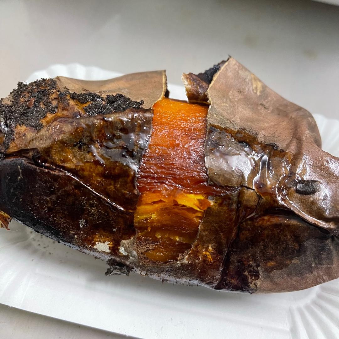 【糯唧唧的烤红薯】糖油四溢皮肉分离外糯里嫩吸溜着吃！