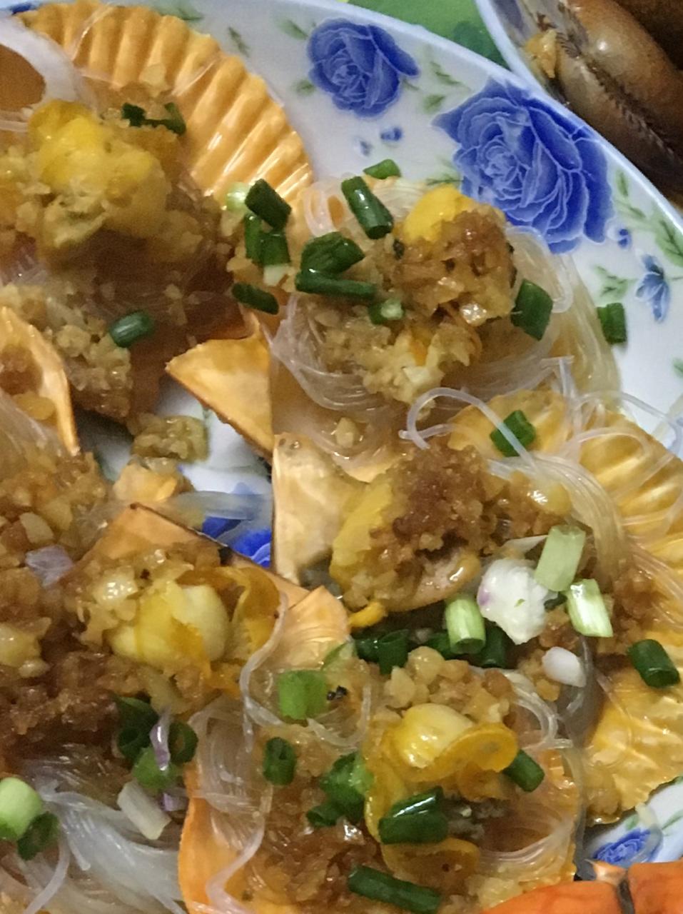 蒜蓉粉丝蒸扇贝