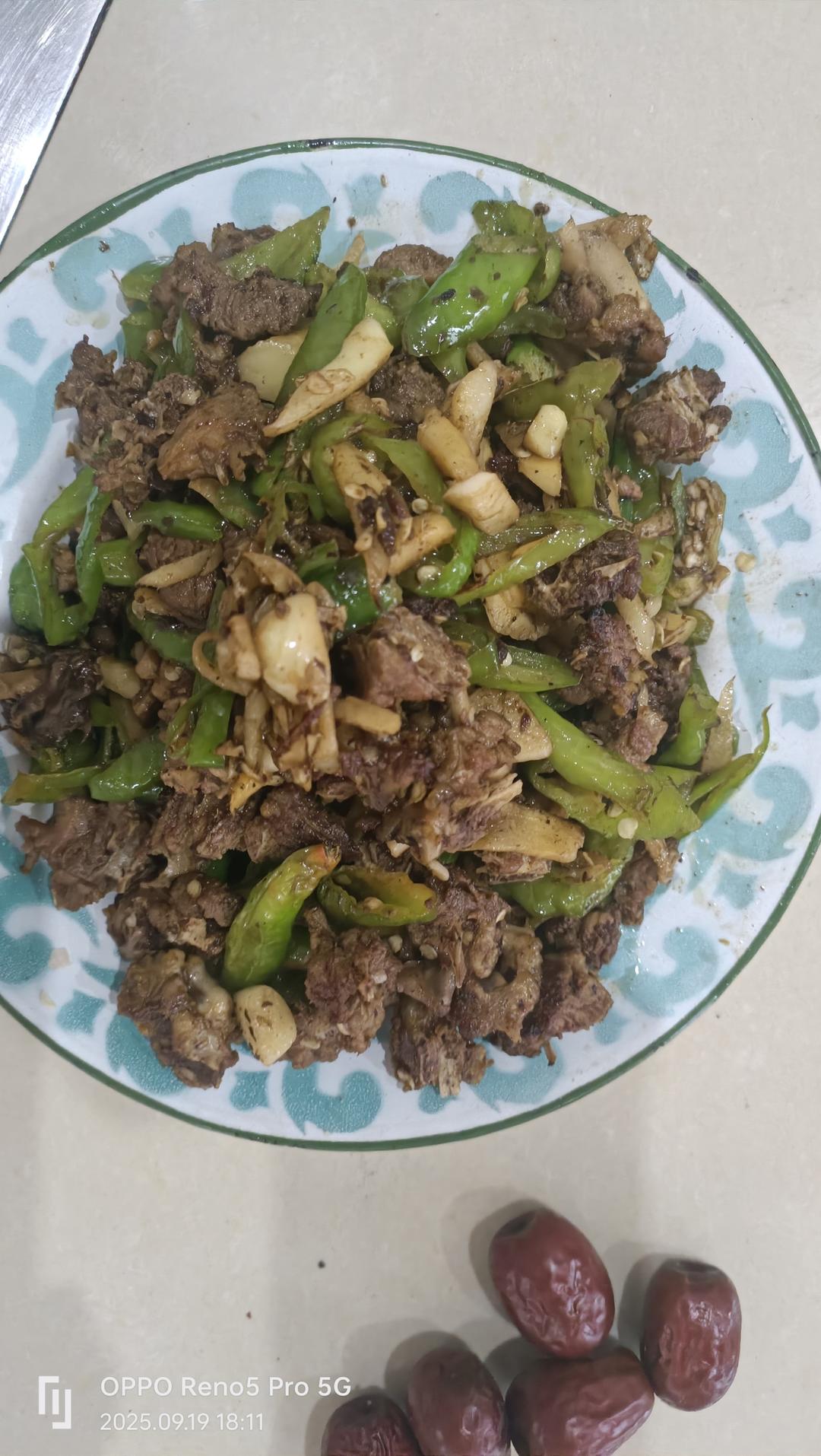 经典湖南辣椒炒仔姜鸭