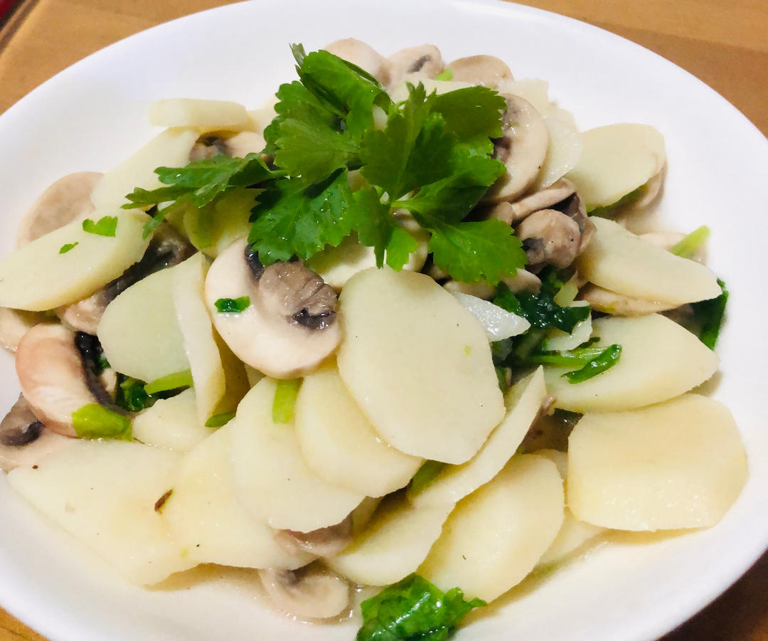 健脾益气滋肺养胃补肾固精的蘑菇炒山药