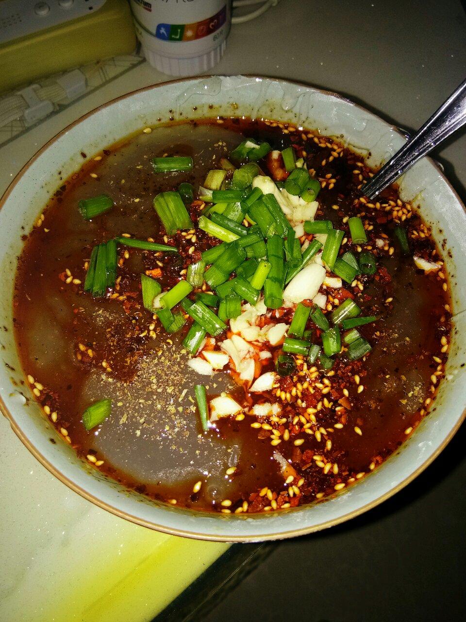 十分钟热凉粉。