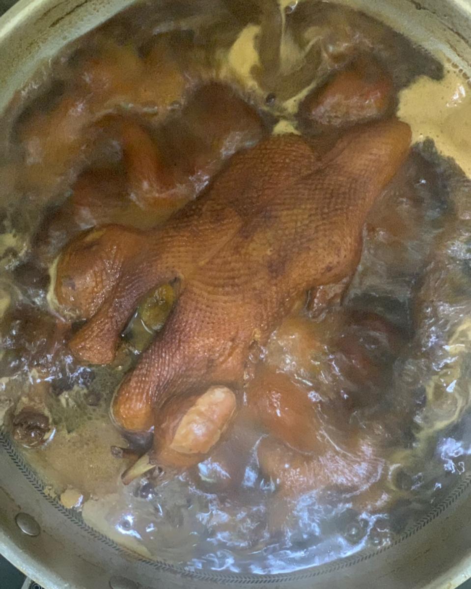 巨好吃的酱鸭
