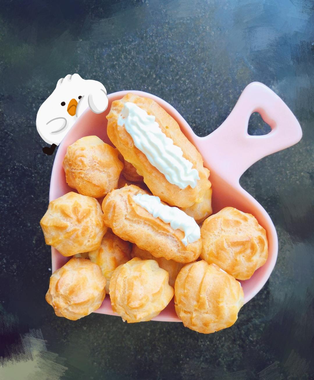 康小胖哈哈哈做的奶油泡芙