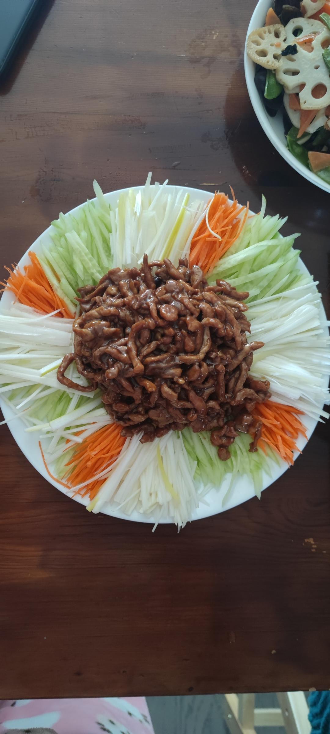 学做京酱肉丝，带饼的