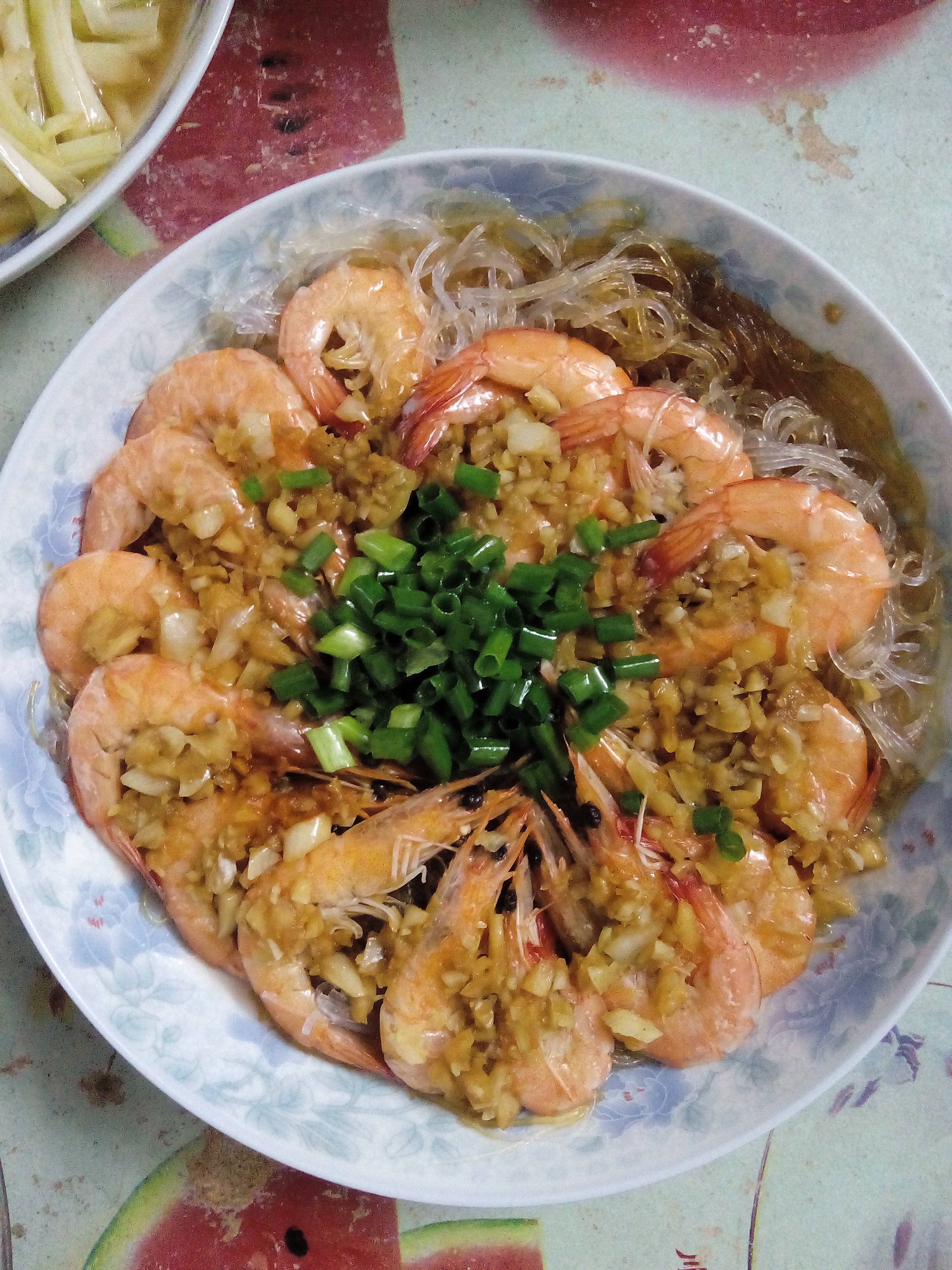 蒜蓉粉丝蒸大虾