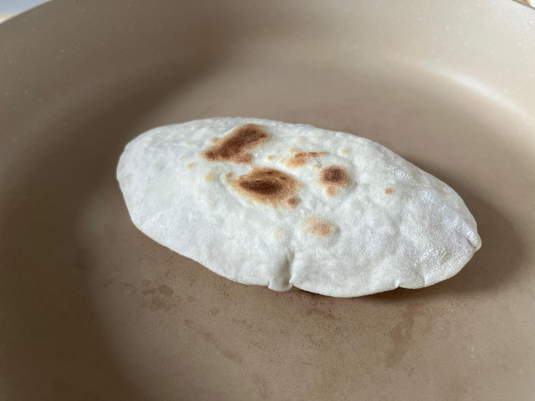 剩余的面团怎么处理？做个口袋饼吃吃吧