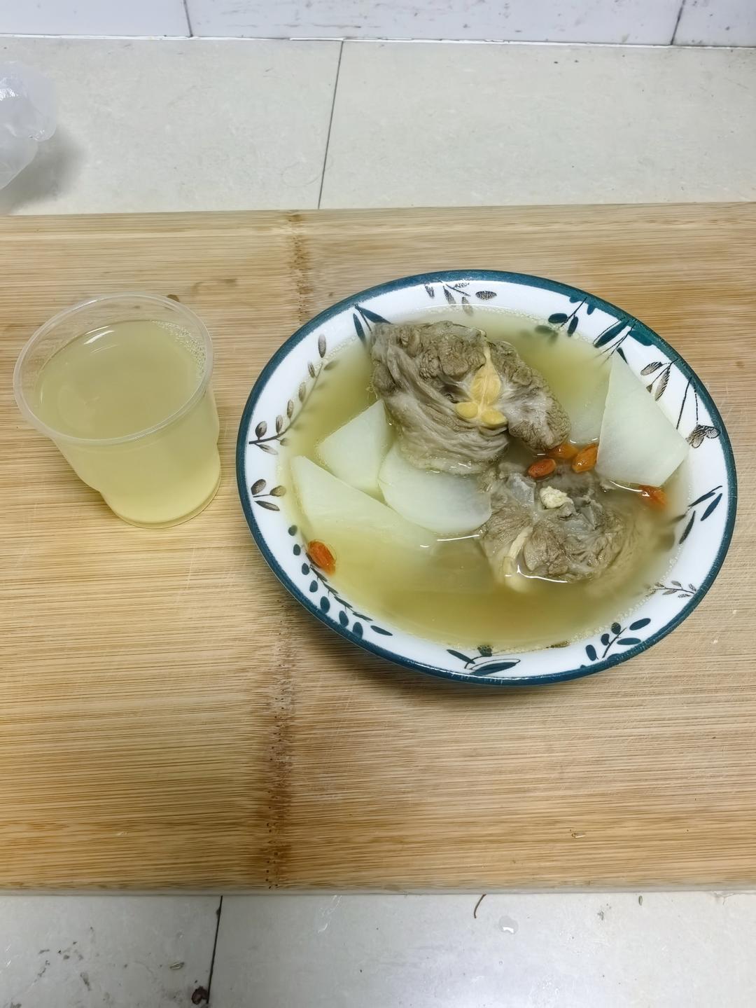 冬季羊蝎子炖萝卜