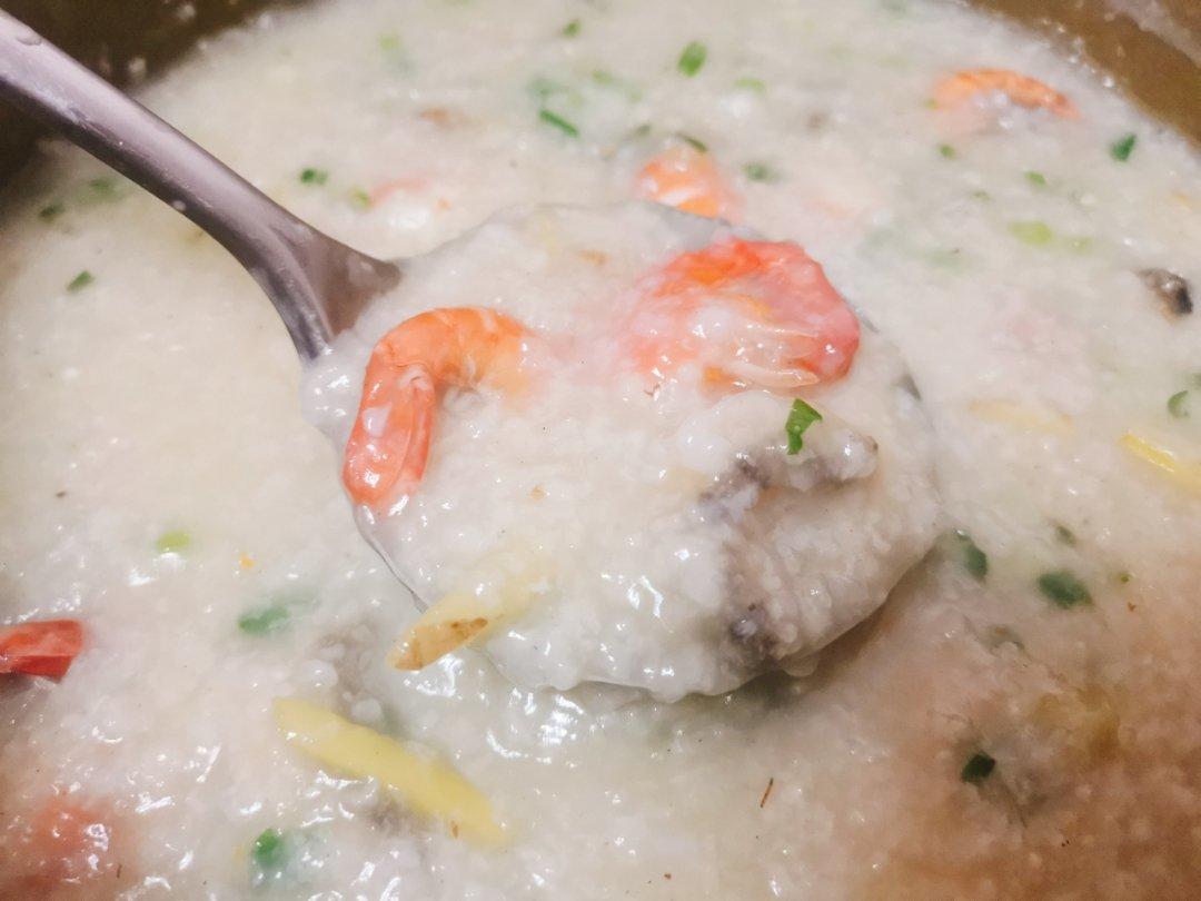 鲜虾砂锅粥