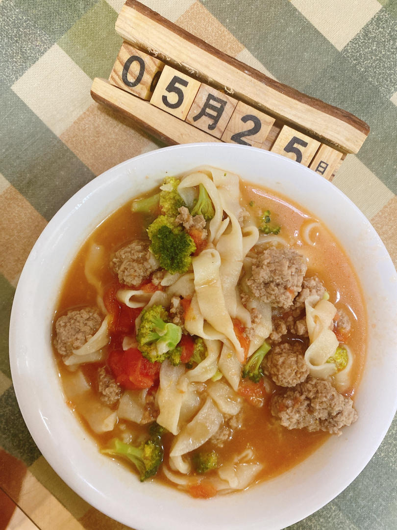 两岁豆子早餐打卡