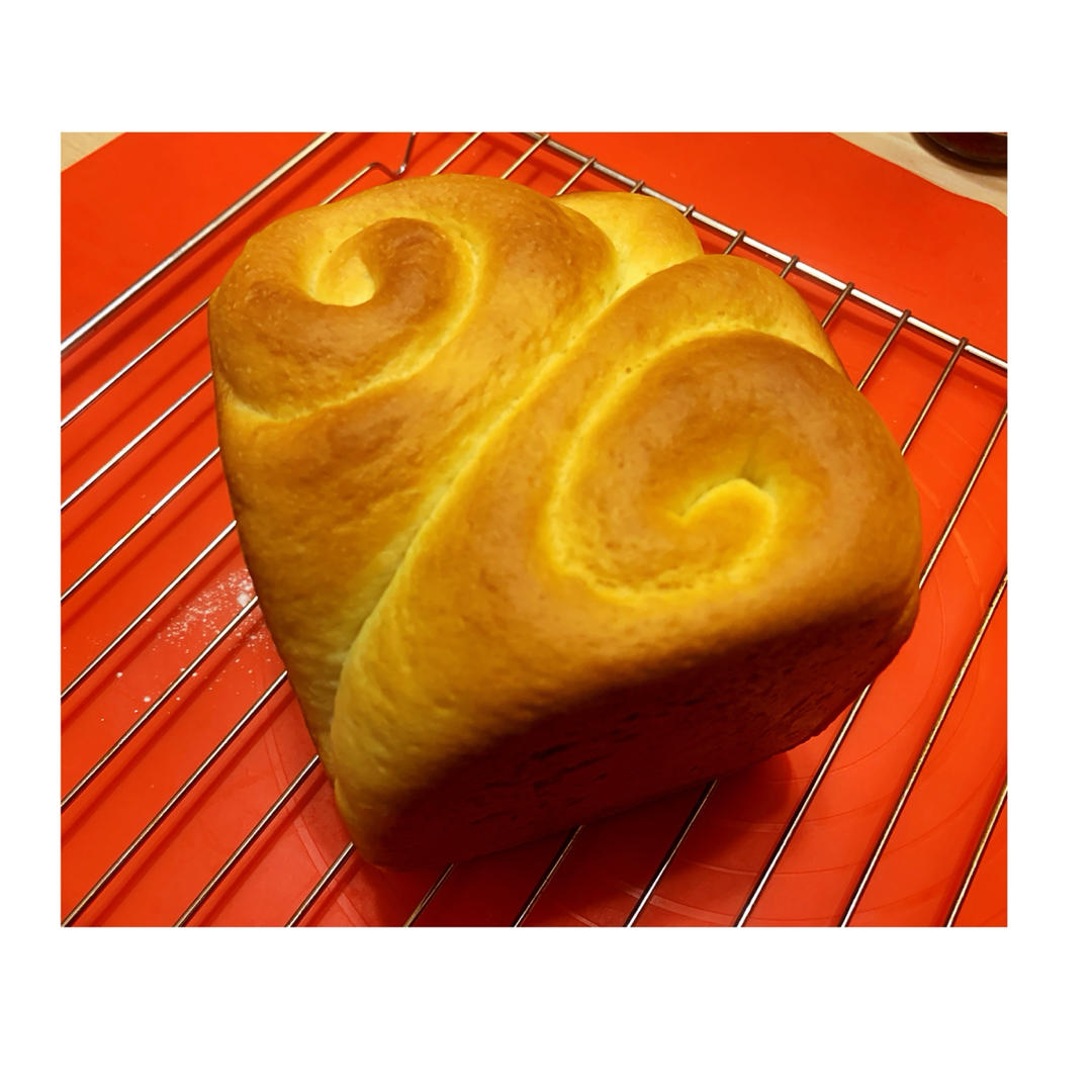 用烤箱自己做面包--手工牛奶吐司面包