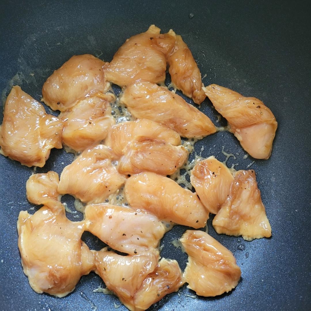 香煎鸡胸肉