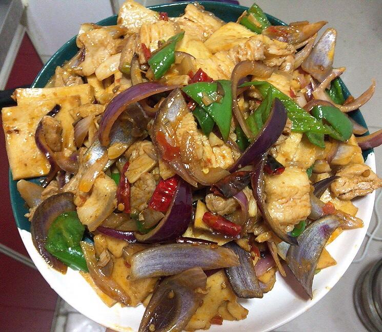 tiger 妈咪家常菜之干锅千页豆腐