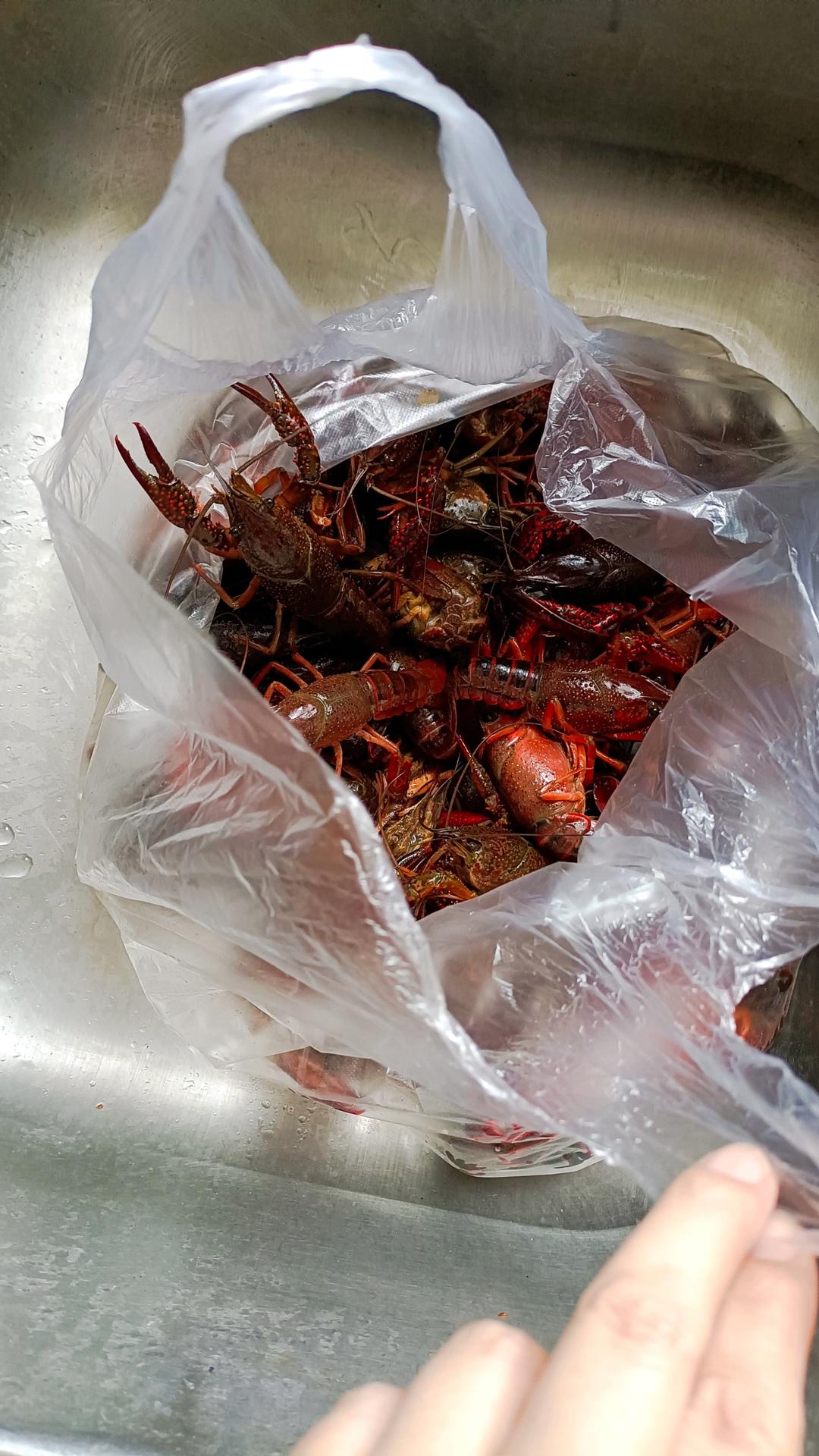 比外面还好吃的香辣小龙虾