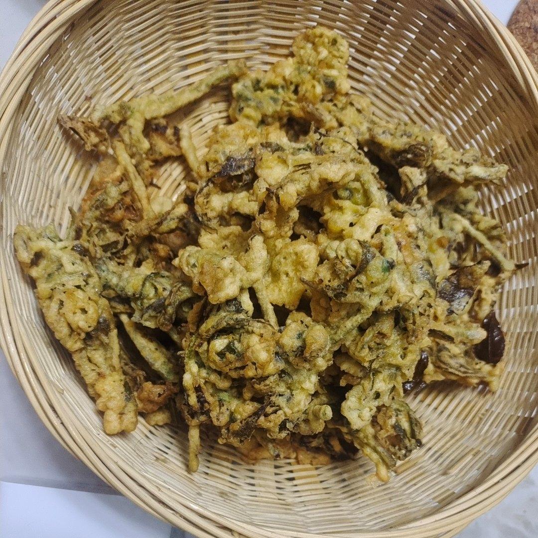 炸香椿鱼儿