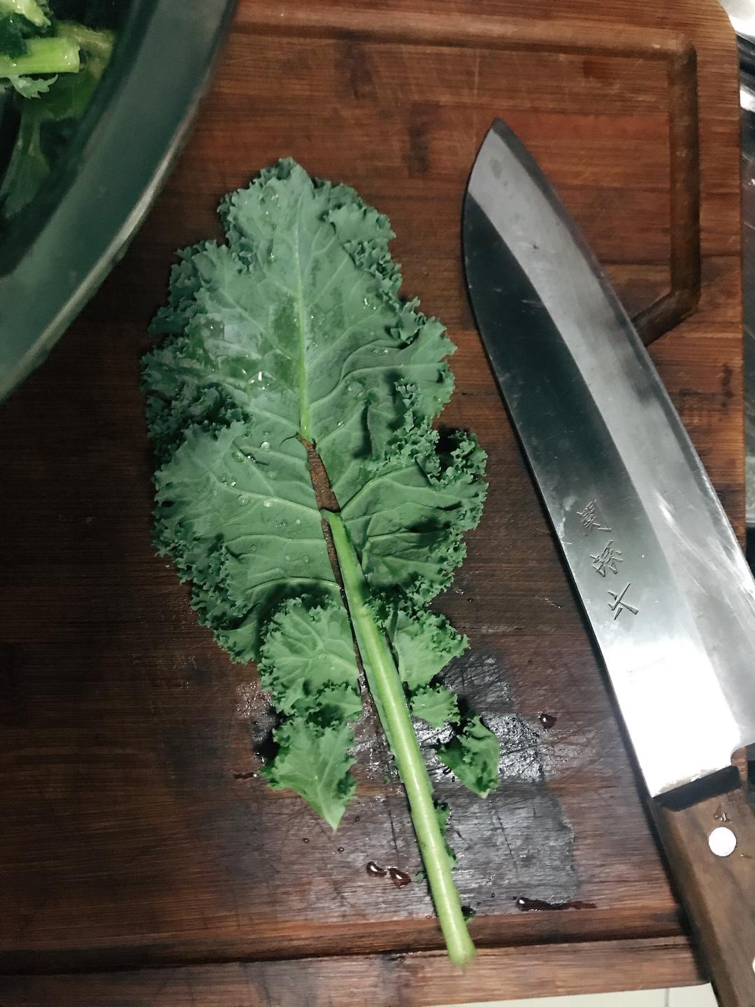 低卡零食 空气炸锅-羽衣甘蓝脆片的做法 步骤2