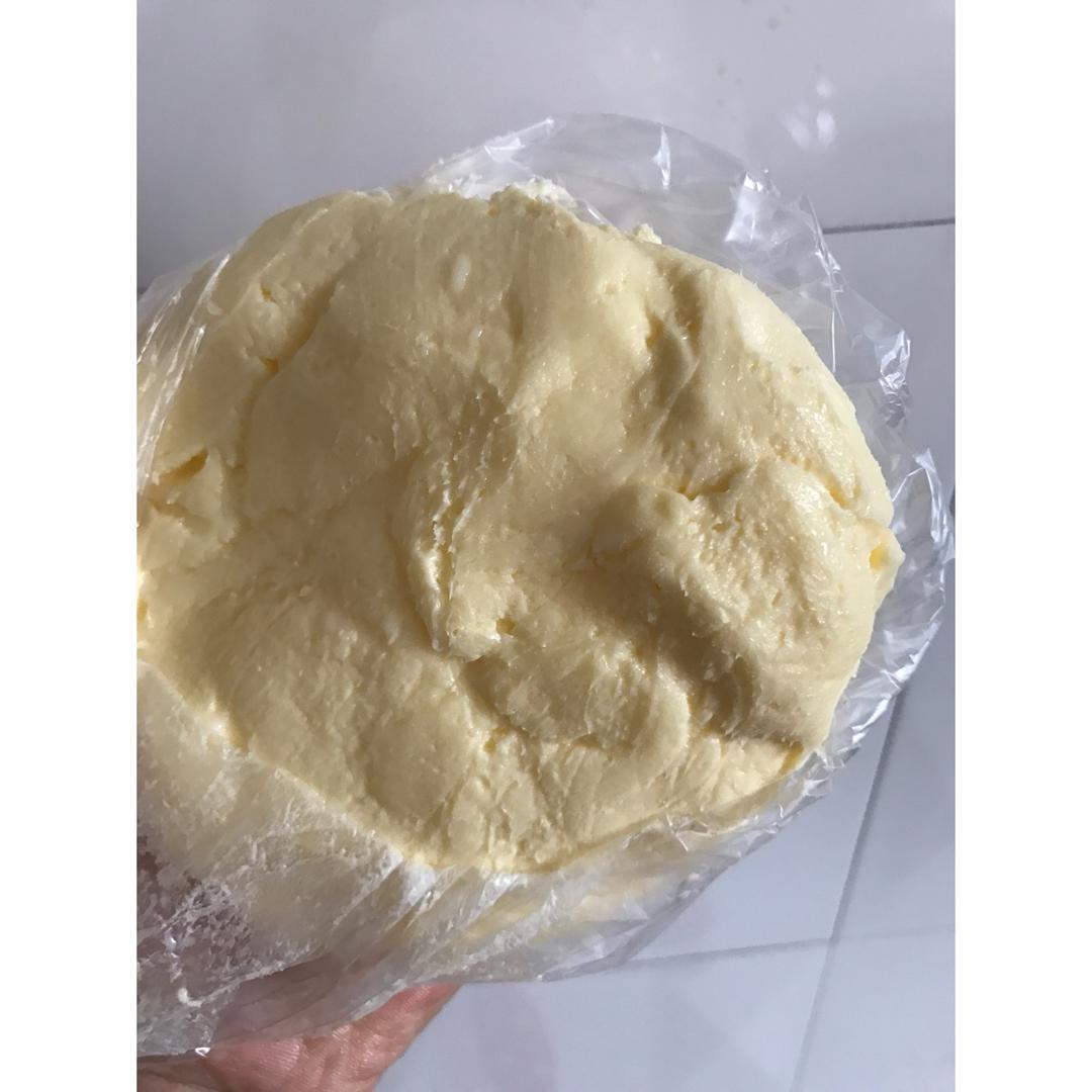 家庭自制黄油和酪乳 Homemade Butter and Butter Milk