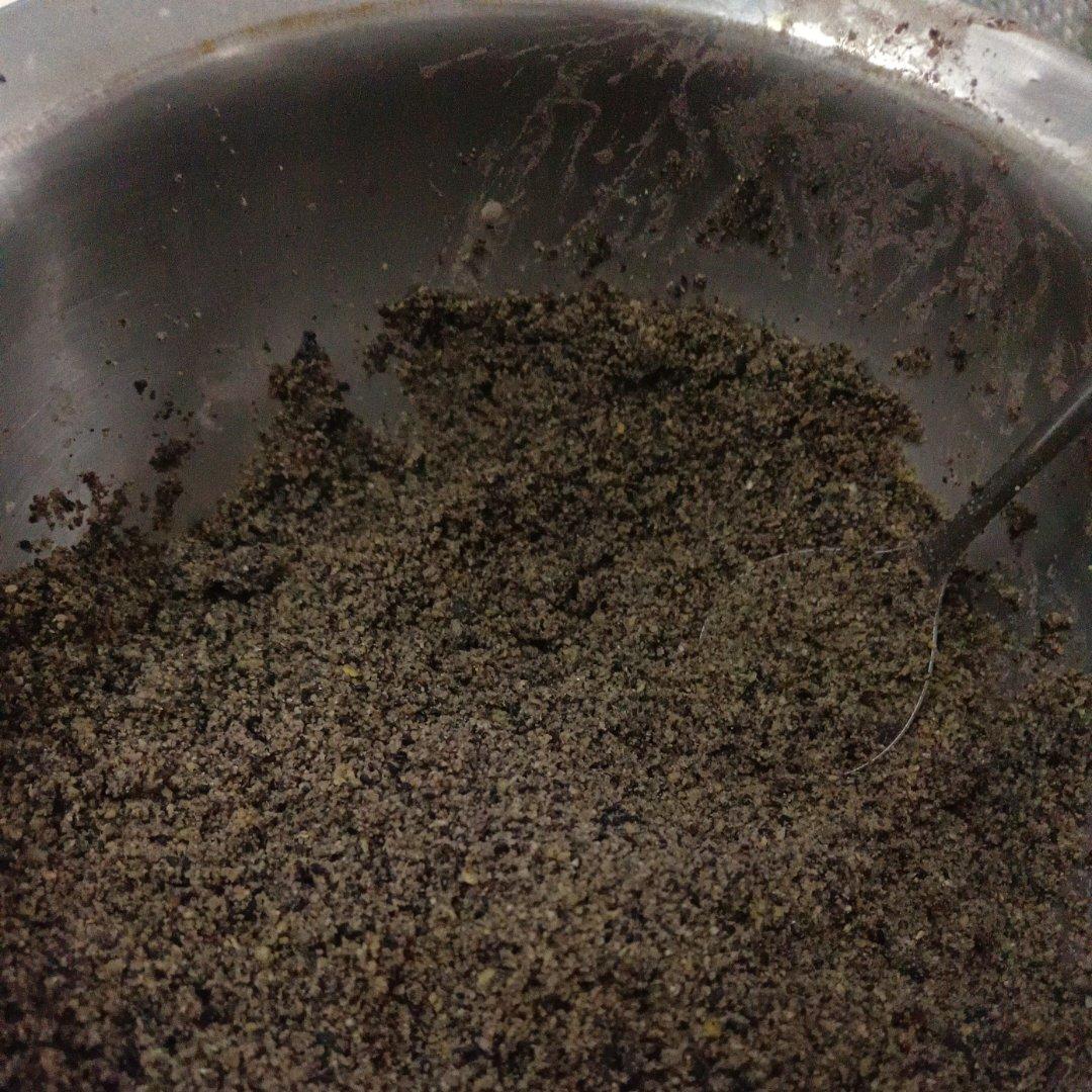黑芝麻馅月饼