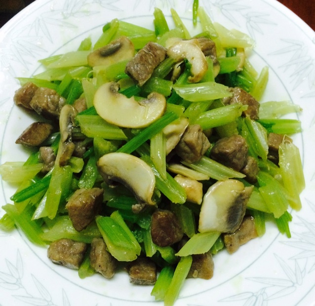 芹菜炒牛肉