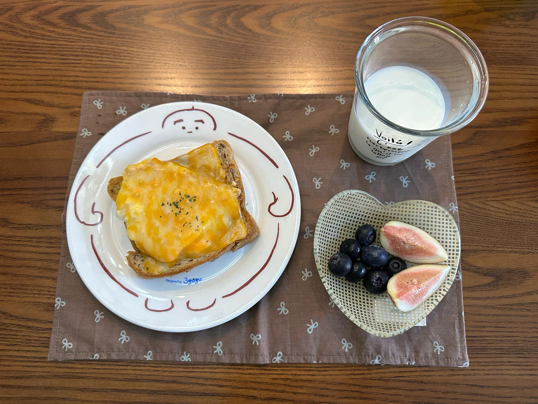早餐•2026年9月10日