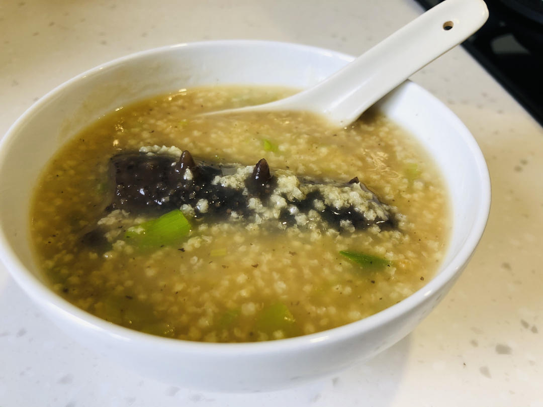 小米海参粥