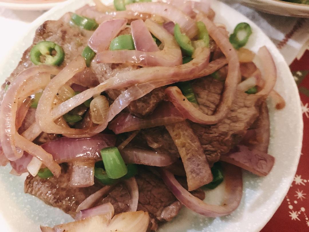 洋葱小牛排