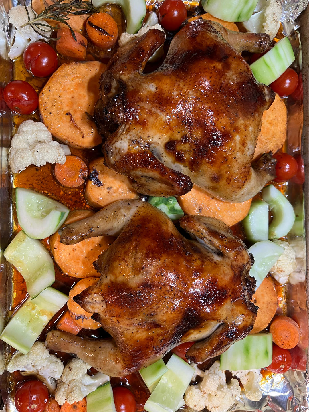 苹果🍎时蔬蜜汁烤鸡！烤全鸡（含烤完体验，一定要试试！！）