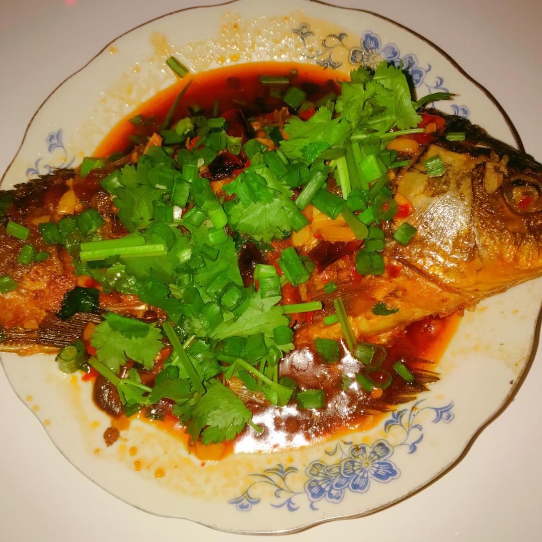 红烧鲫鱼