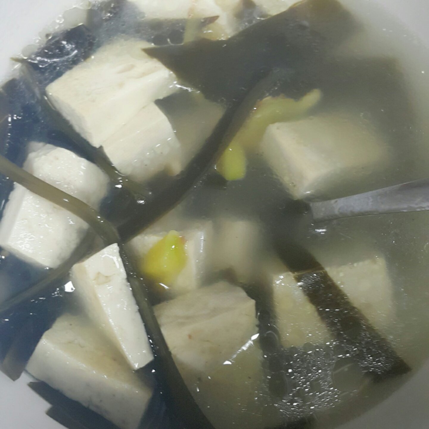 海带豆腐汤